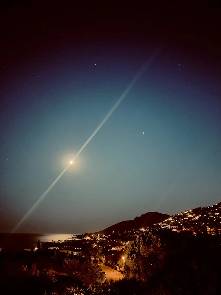 Rayon de lune dans la nuit